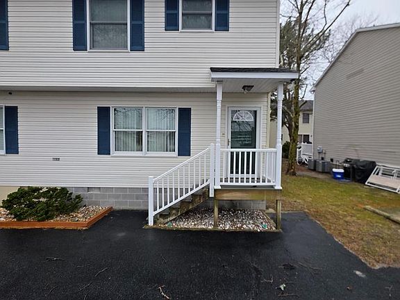 2nd image of 153 Captains Quarters Rd #6