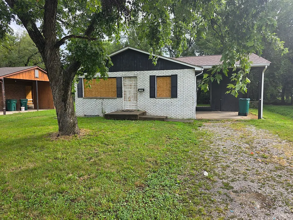 1305 Richard Dr