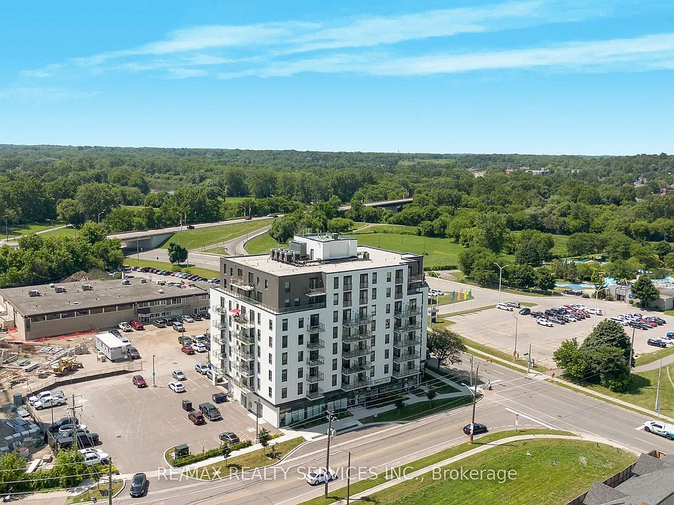 7 Erie Ave #811