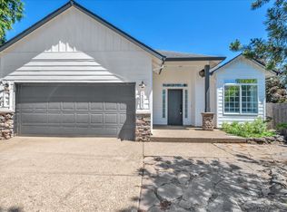 15097 Spy Glass Ln, Oregon City, OR 97045