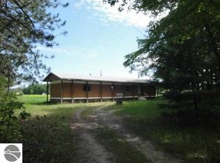2015 Lee Derrer Rd, Mancelona, MI 49659
