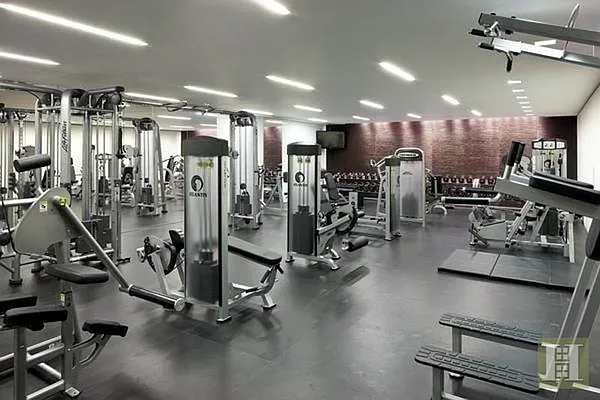 Rented by Halstead Real Estate | media 4