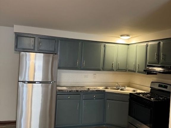 2nd image of 1908 Vermont St #1916-4