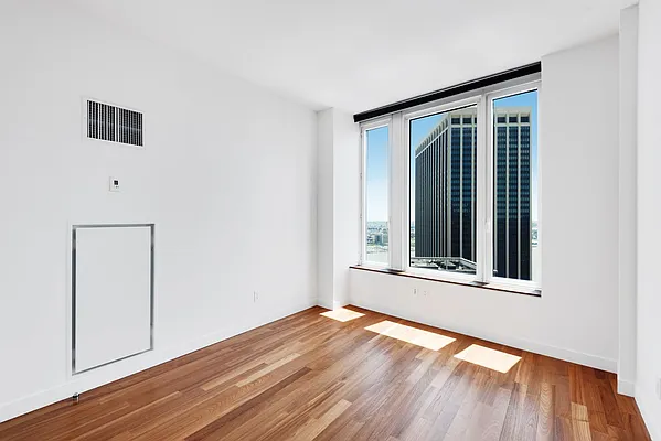 Rented by Compass | media 26