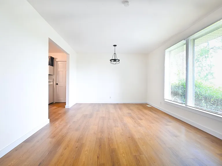 2805 Galesburg Dr — Photo 11