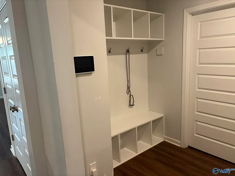 227 Shubert Dr — Photo 18