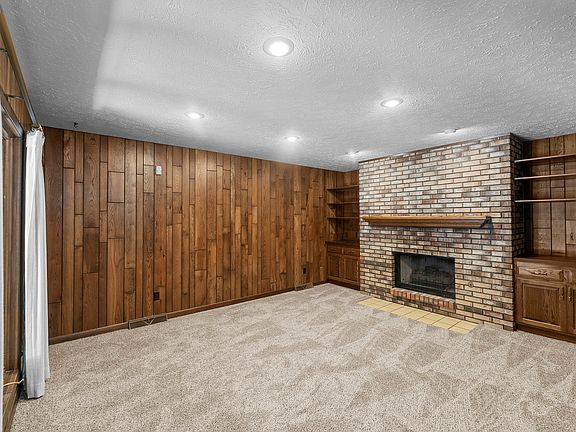 5th image of 3746 53rd St #1
