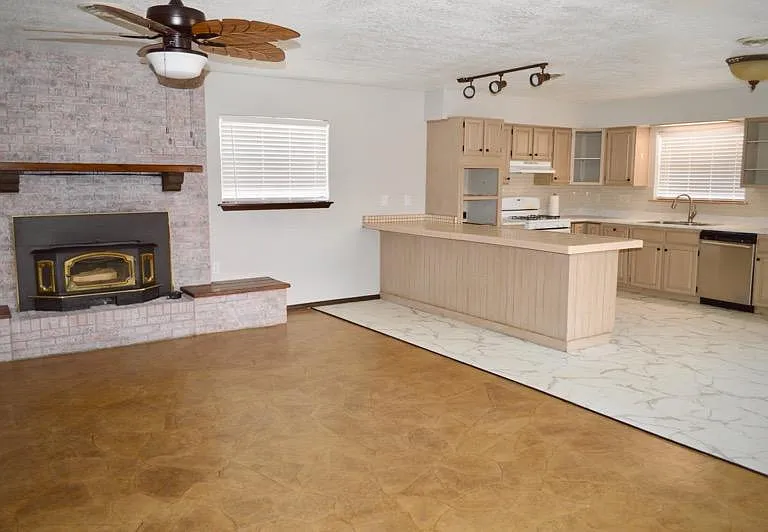 2948 Durango Dr — Photo 8
