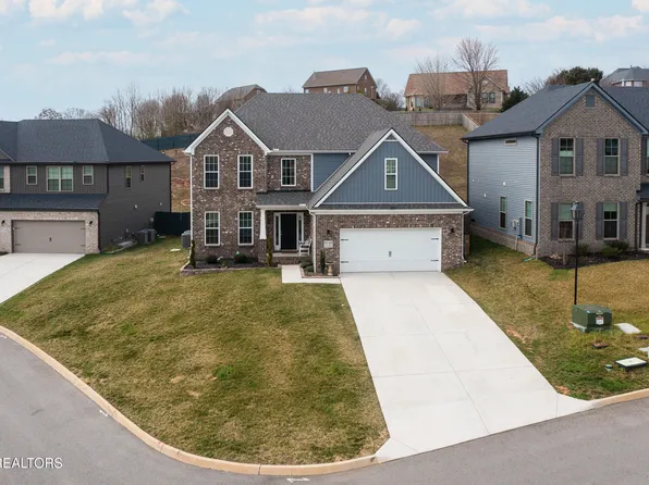 8740 Yellow Aster Rd, Knoxville, TN 37931