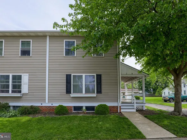 163 S Penn St, Manheim, PA 17545