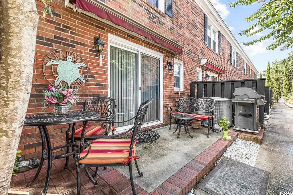 2 bed, 1.5 bath, 1152 sqft, $1,550 — Photo 4