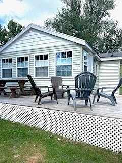2nd image of 2740 Sandon Cir #11