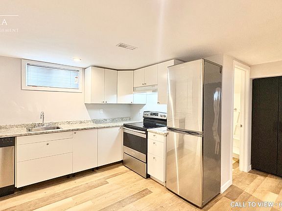 4th image of 2082 Featherston Dr #2