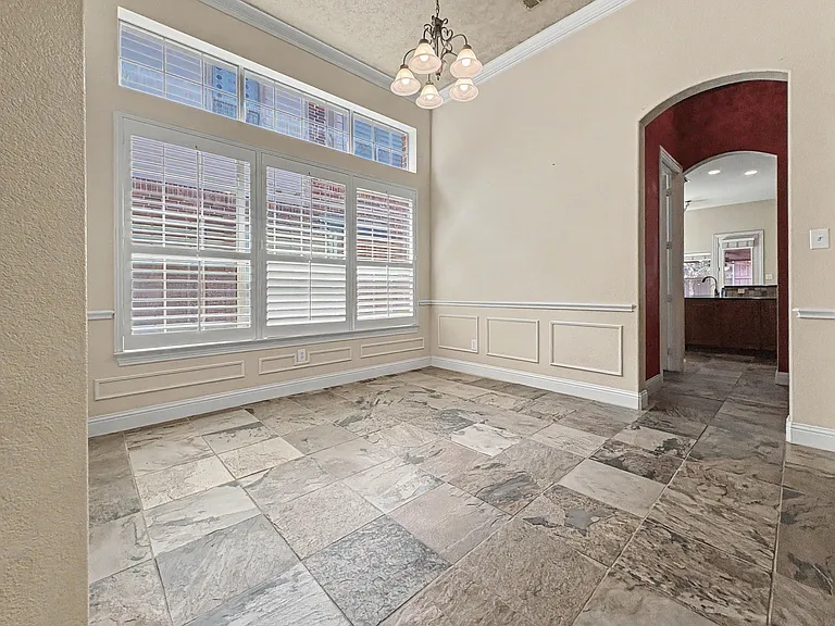 4654 Phillip Dr — Photo 5