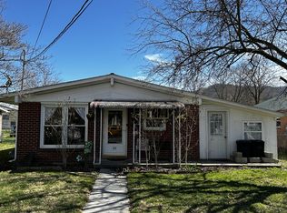 231 Patterson St, White Sulphur Springs, WV 24986