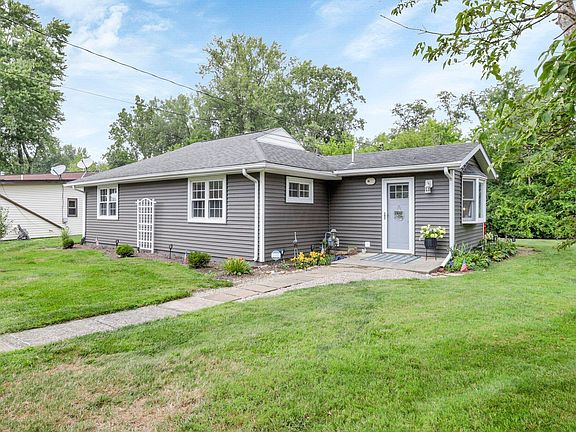 2nd image of 15400 Township Road 496