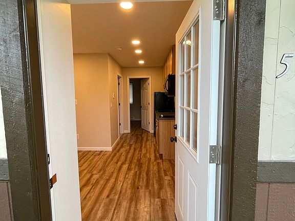 3rd image of 20670 State St #5