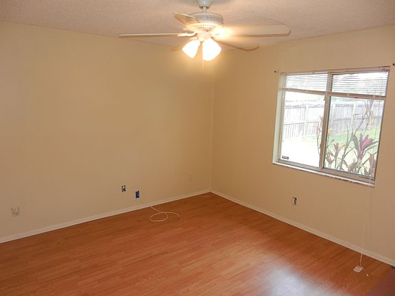 4th image of 3337 Royal St
