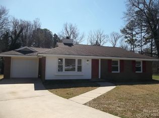 712 Penway Ct, Charlotte, NC 28209