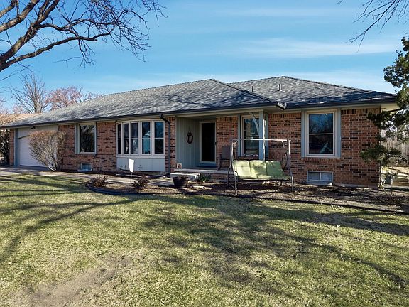 2nd image of 2306 N Addison Cir