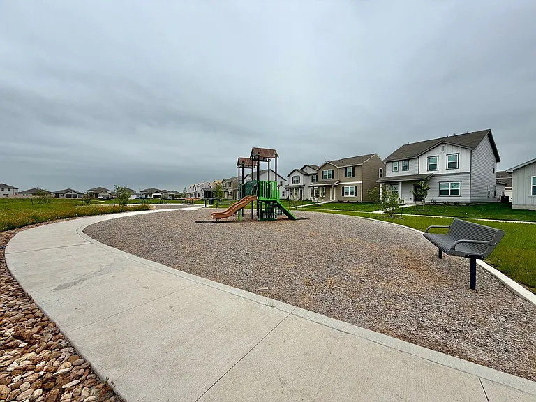 136 Mullen Way — Photo 32