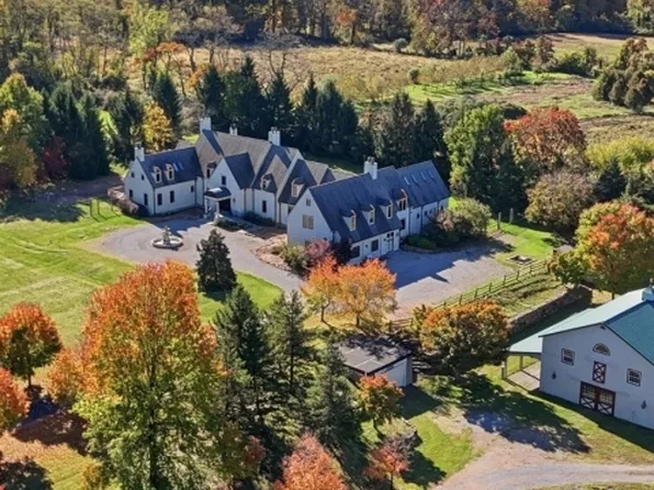 6 Grafton Road, Delaware Twp., NJ 08559