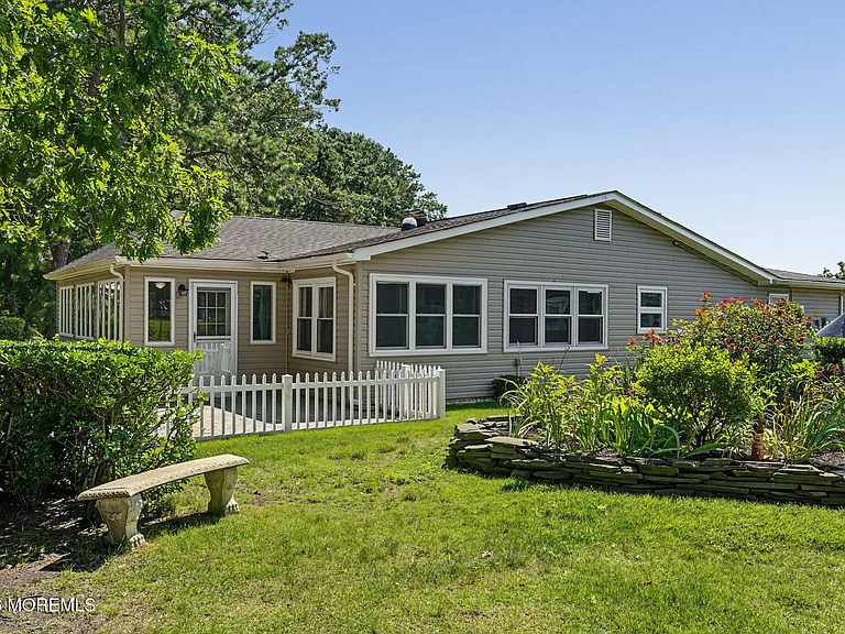 22 Higgins Ct — Photo 31