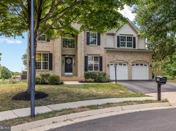 757 Hardy Ct NE, Leesburg, VA 20176