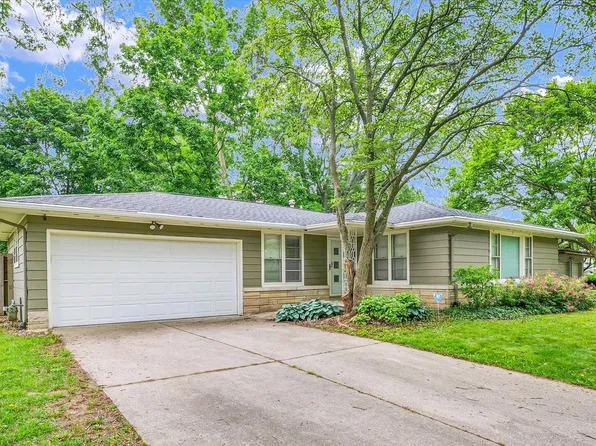 1204 Mayfair Rd, Champaign, IL 61821