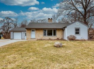227 Grove St, Eagle, WI 53119