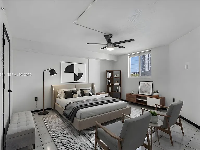 102 SW 6th Ave #201 — Photo 3