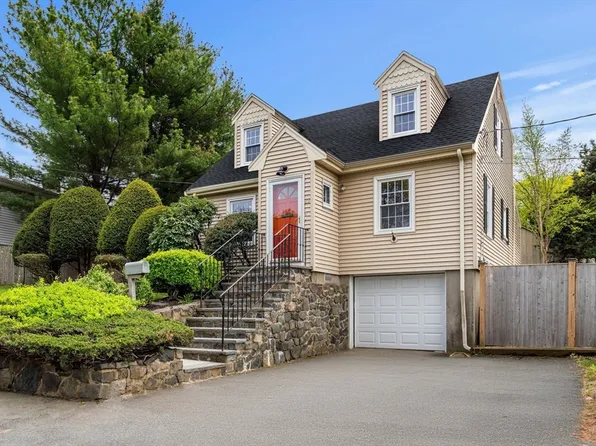 28 Waterside Rd, Marblehead, MA 01945