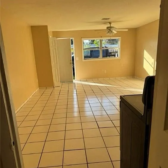 273 Hubbard Ave #208 — Photo 16