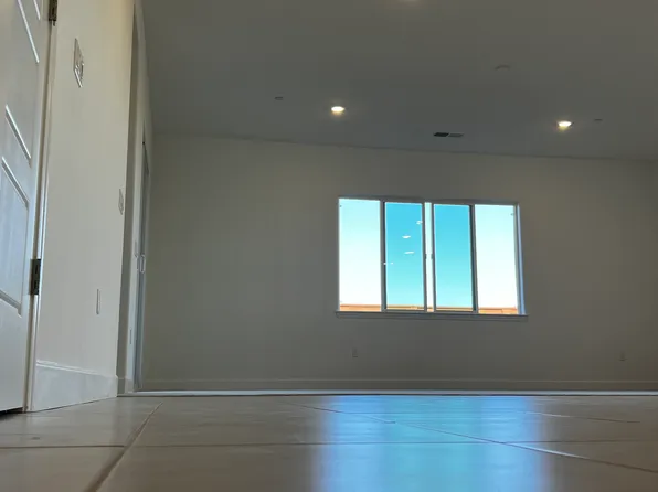 2029 Baker St, Woodland, CA 95776