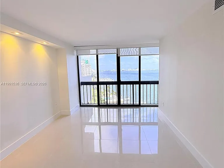 2333 Brickell Ave #1407 — Photo 17