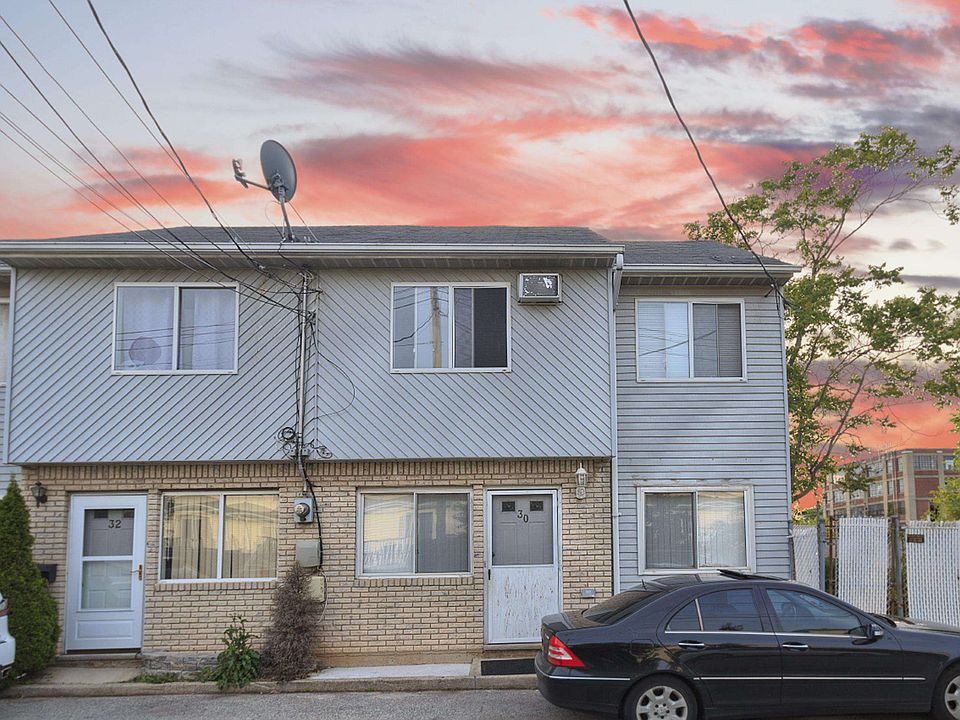 1st image of 30 Walker Dr