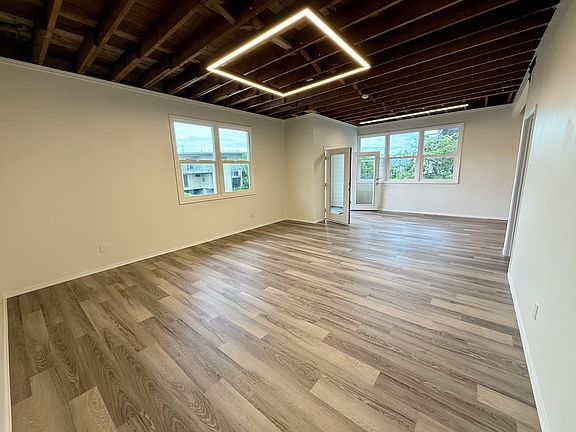 2nd image of 2805 Canon St #201