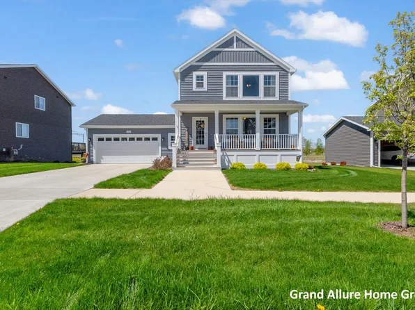 135 Brynwood Ave, Holland, MI 49423