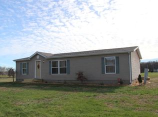 7732 E Center Rd, Sullivan, IN 47882
