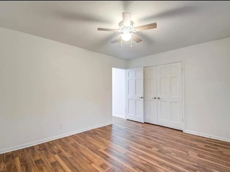 17211 Rolling Creek Dr — Photo 12