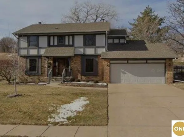 2006 S 143rd St, Omaha, NE 68144