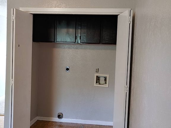 5th image of 108 W Anderson Ave APT D