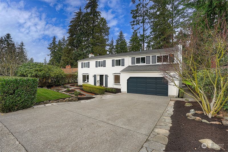 3rd image of 32520 30th Avenue SW