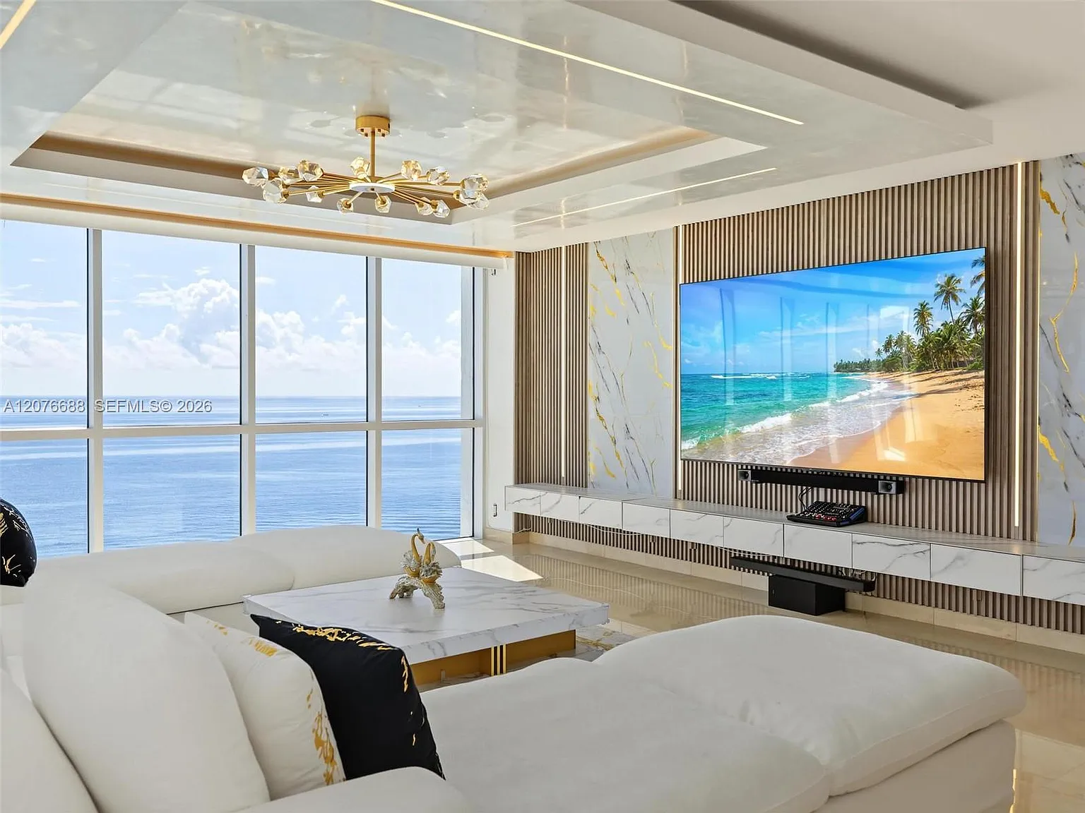 Oceania I Condo — Photo 4