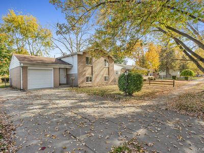 7828 Kaiser St, Canton, MI, 48187