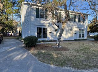 107 Hill St, Beaufort, NC 28516