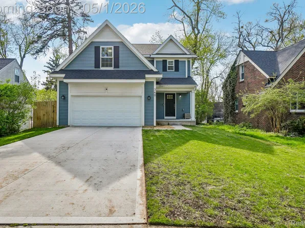 340 Dover Rd, Waterford, MI 48328