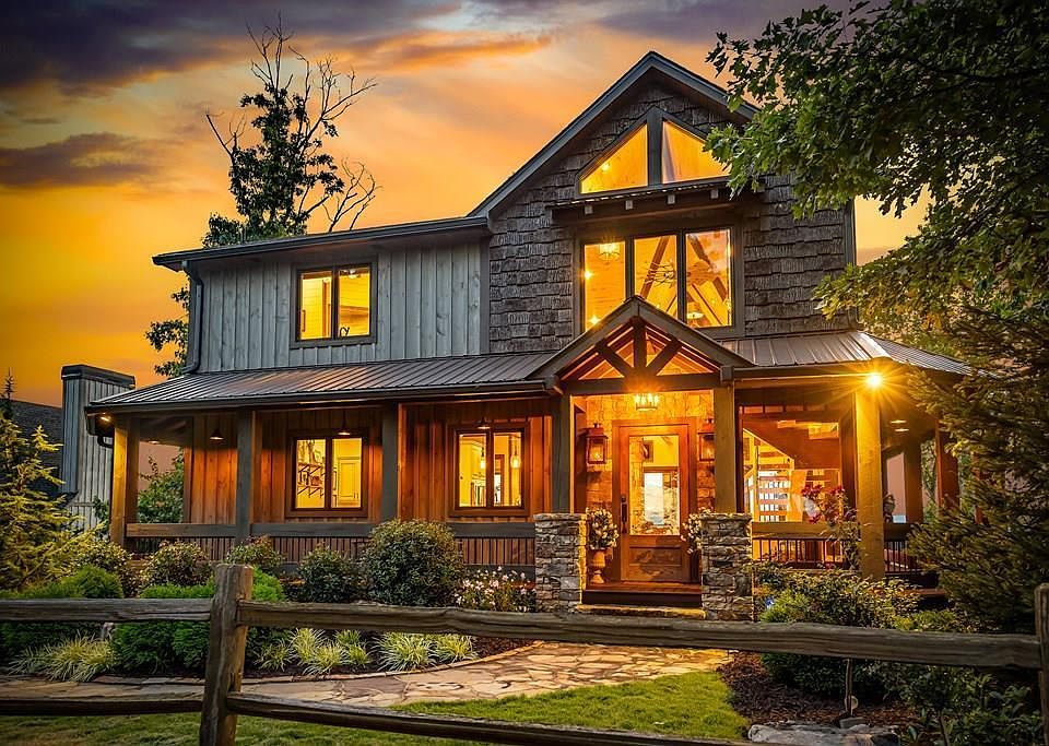 1st image of 520 Overlook Dr