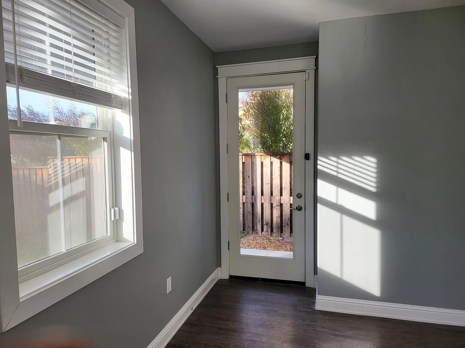 120 Grayson Way — Photo 3