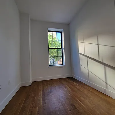 Rented by Yup Realty LLC | media 21